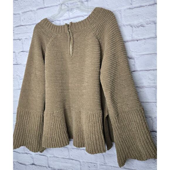 Pol Relaxed Fit Scallop Edge Long Bell Sleeve Knit Sweater Large. - Picture 7 of 10